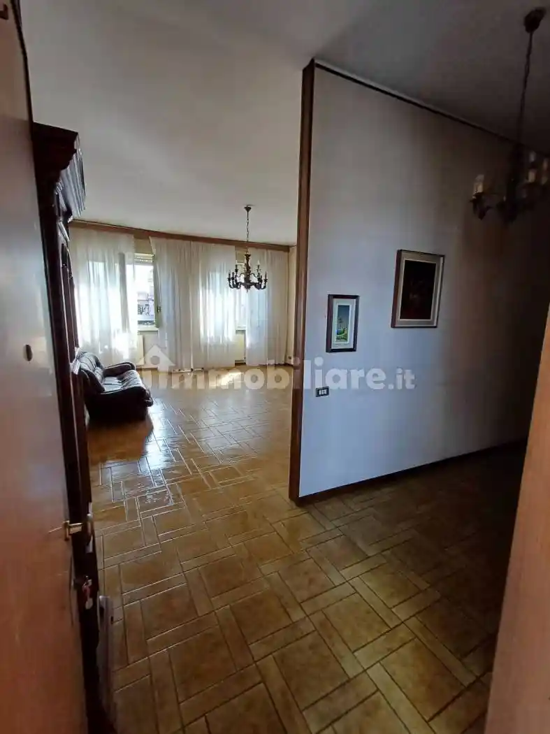 Trilocale via Gioacchino Rossini 57, Ospedale, Seregno - foto 3