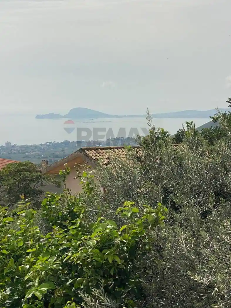 Casa indipendente in vendita a Formia