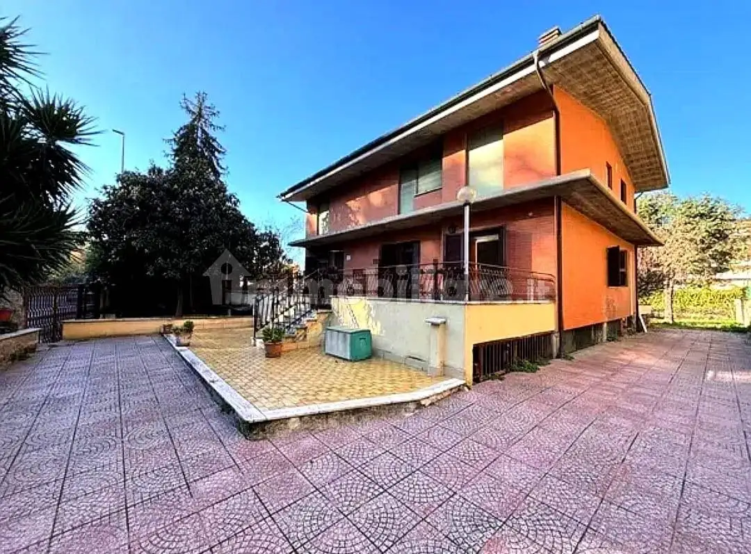 Villa in vendita a Roma