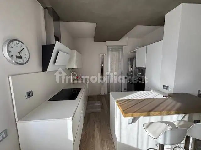 Quadrilocale quarto piano, Centro, Alba - foto 4