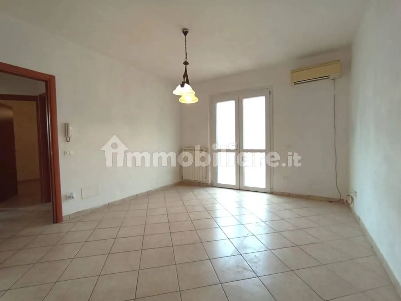 Appartamento in vendita a Cascina