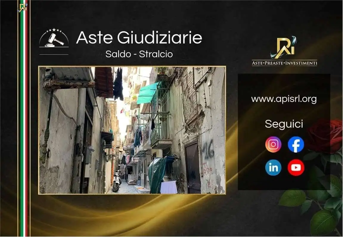 Appartamento in vendita a Napoli