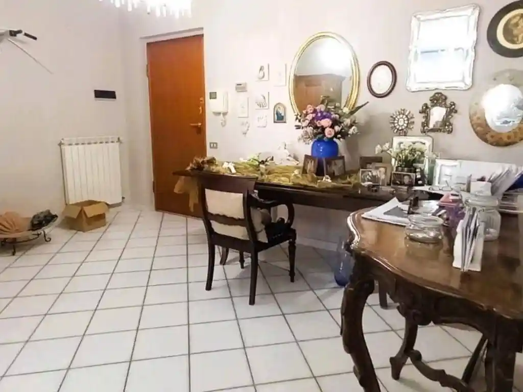 Appartamento ottimo stato, primo piano, Avenza, Carrara - foto 5