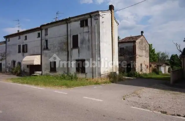 Casa indipendente in asta a Marcaria