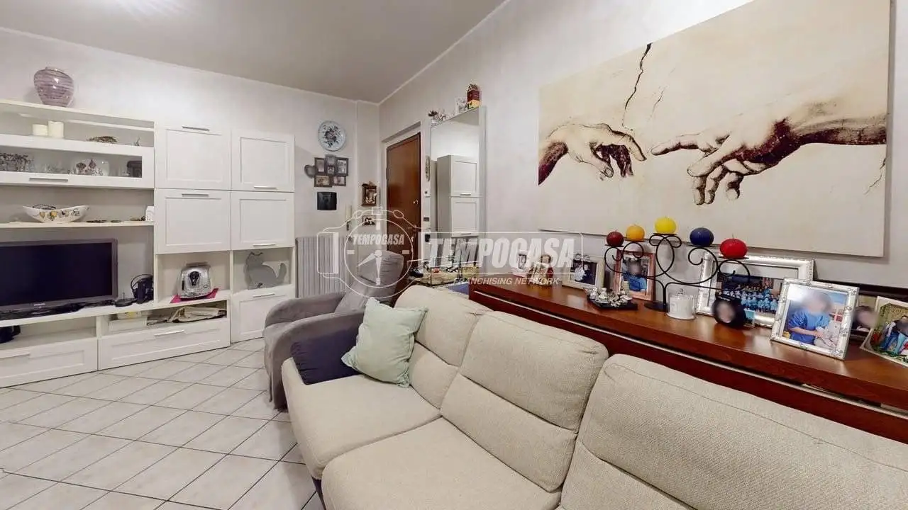 Trilocale via LEONE CASALE 22, Brandizzo - foto 3