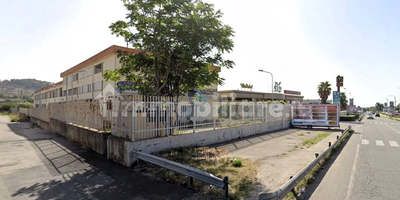 Palazzo - Edificio in vendita a Catanzaro