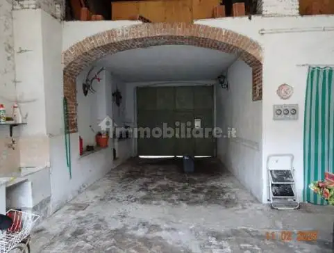 Palazzo - Stabile in asta a Borgo d'Ale