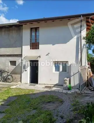 Casa indipendente in asta a Cassano Magnago