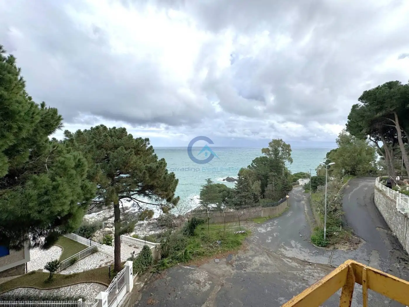 Appartamento in vendita a Stalettì