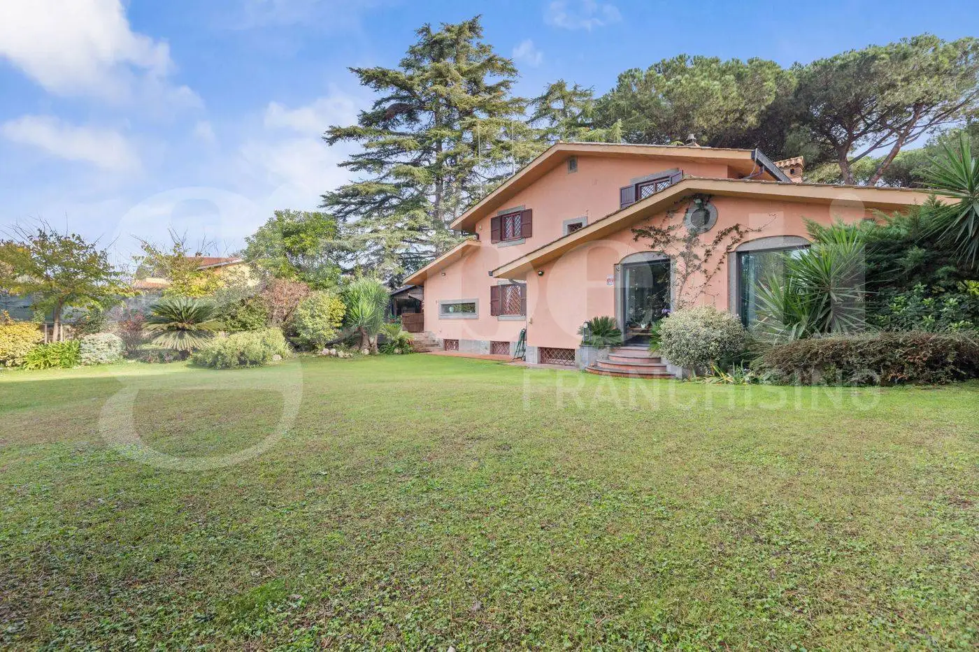 Villa unifamiliare via Appia Nuova , SNC, Castagnole - Due Santi, Marino - foto 2