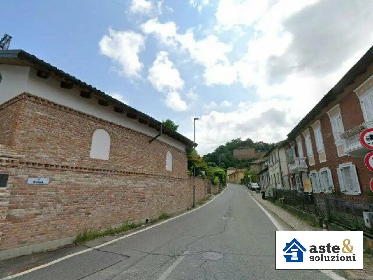 Villa in asta a Sciolze