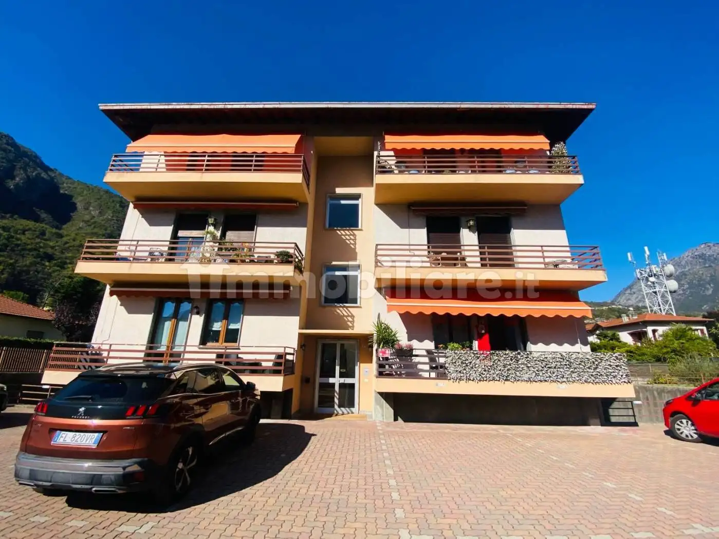 Appartamento in vendita a Porlezza