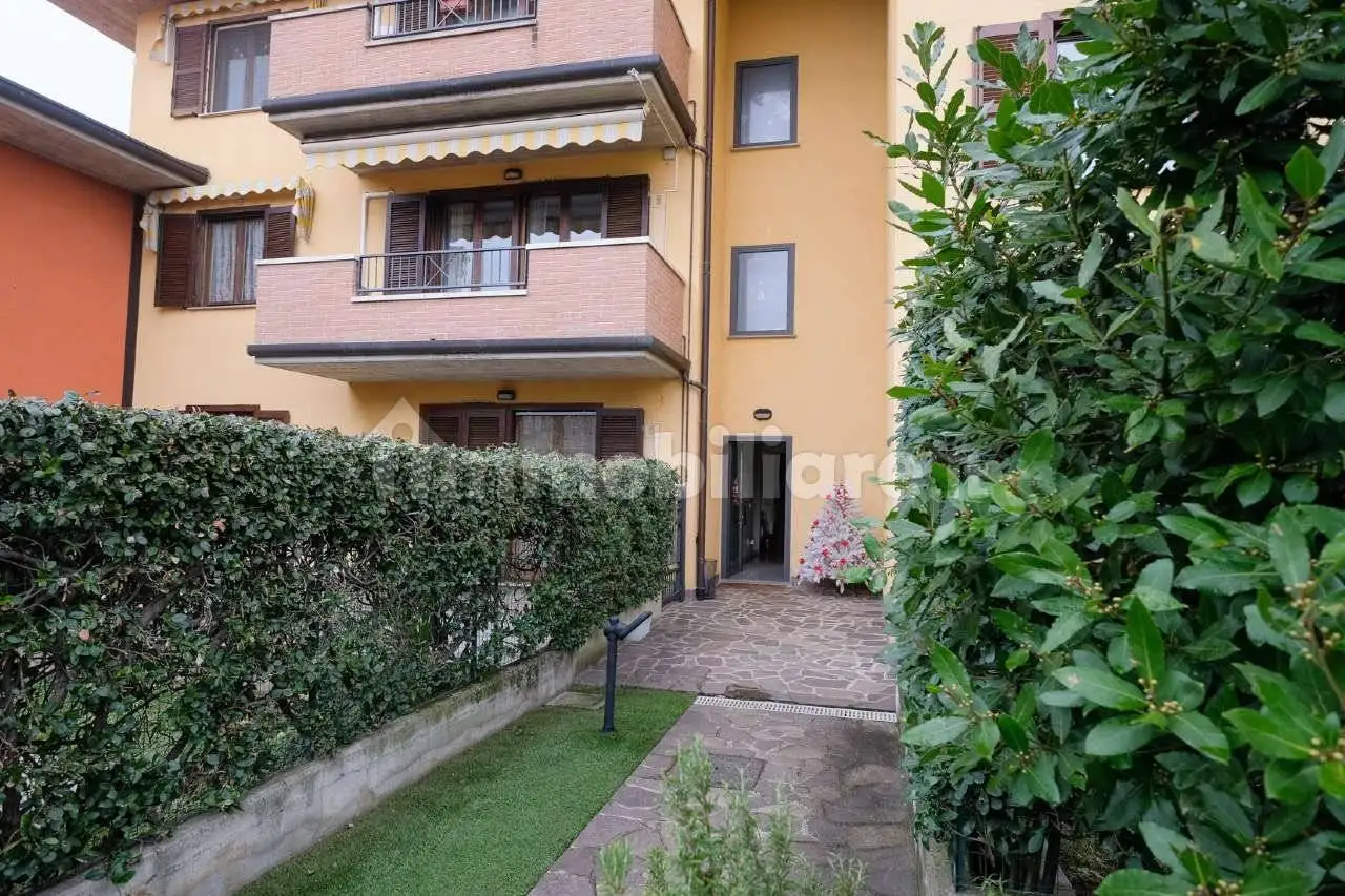 Appartamento in vendita a Brembate