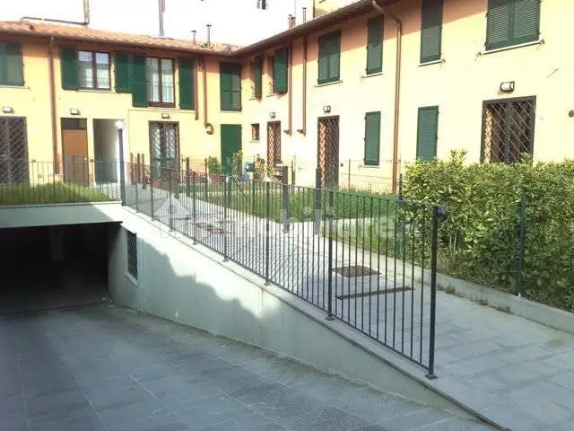 Casa indipendente in vendita a Prato