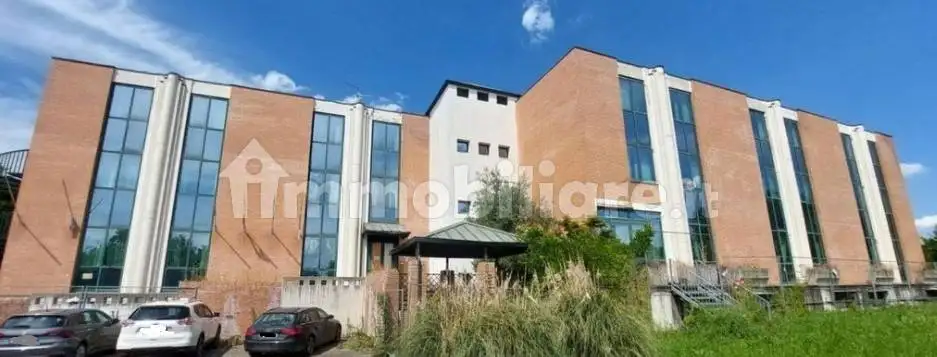 Palazzo - Edificio in vendita a Monza