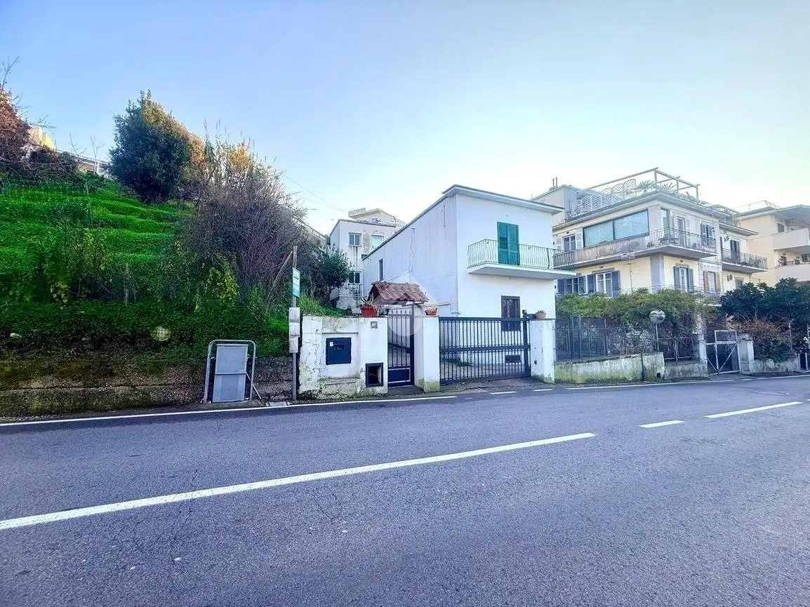 Trilocale via Castello 12, Centro, Bacoli - foto 3