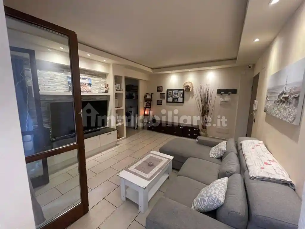 Trilocale via Campofranco, Borghesiana, Roma - foto 2