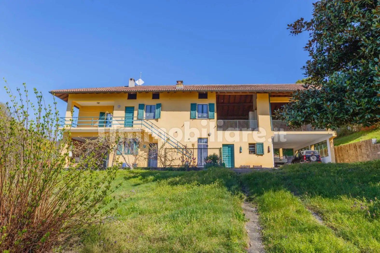 Villa unifamiliare via Castellana snc, Angera - foto 2