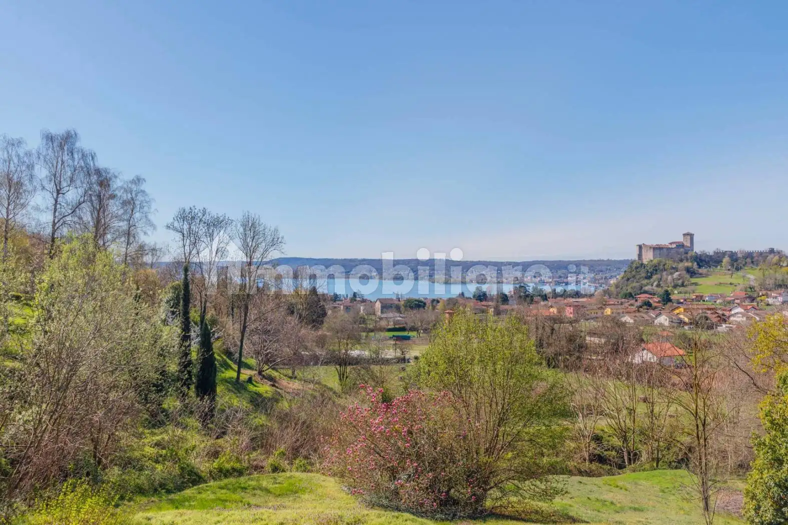 Villa unifamiliare via Castellana snc, Angera - foto 4