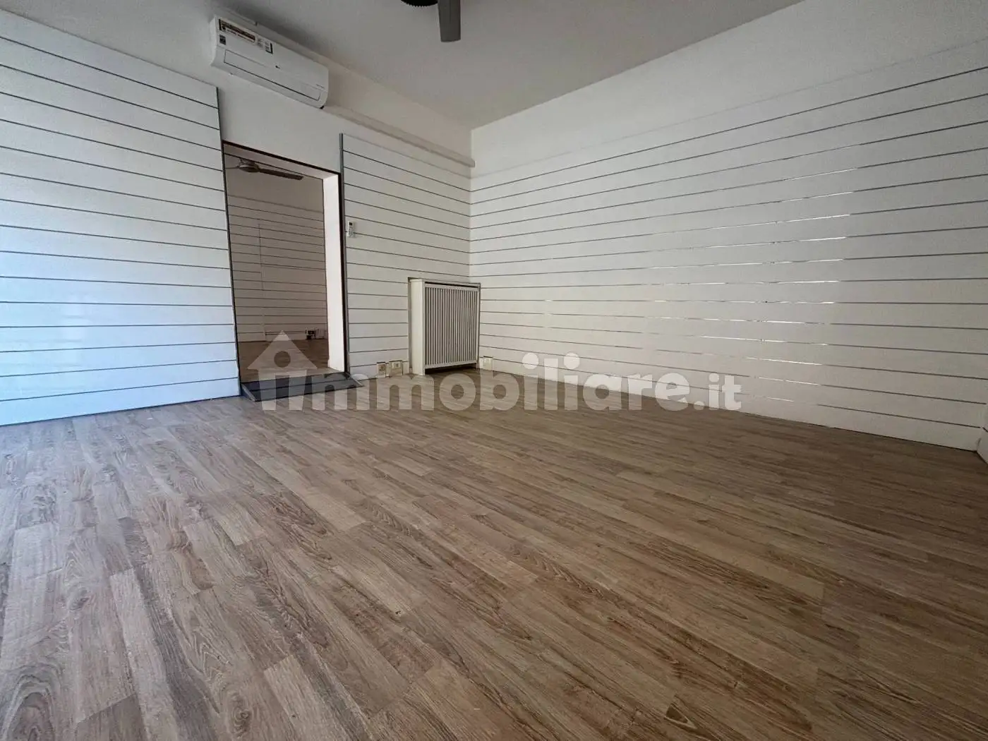 Trilocale via San Pietro, Centro, Castel San Pietro Terme - foto 4