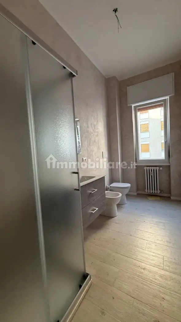 Bilocale via Giuseppe Giacosa, Regina Pacis - Borsa, Monza - foto 2