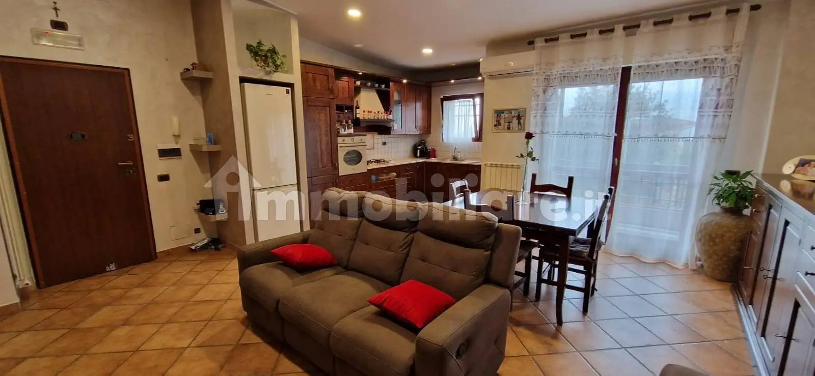 Trilocale via Bologna 22, Centro, Genzano di Roma - foto 5