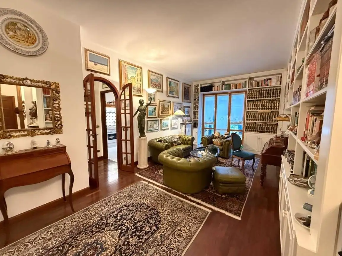 Trilocale via martini 48, Centro, Albisola Superiore - foto 4