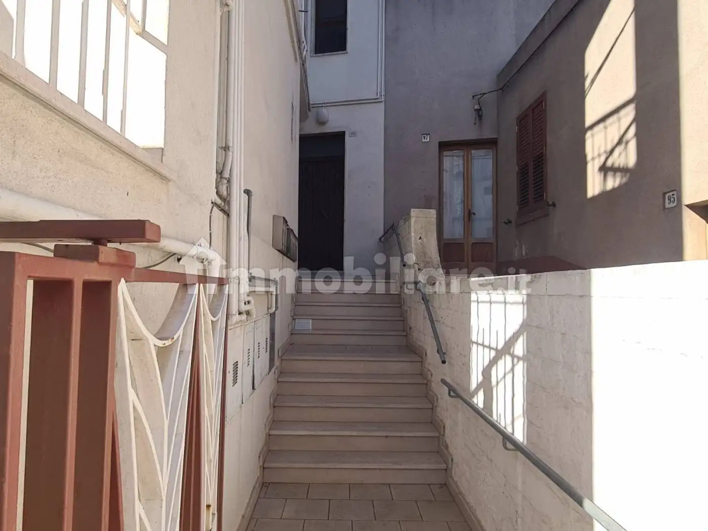 Appartamento via Cesare Battisti 99, Centro, Alberobello - foto 2