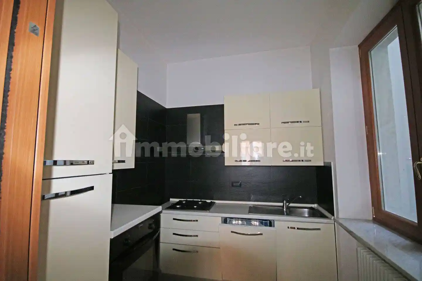 Quadrilocale Borgo Giacomo Tommasini 36, Centro Storico, Parma - foto 2