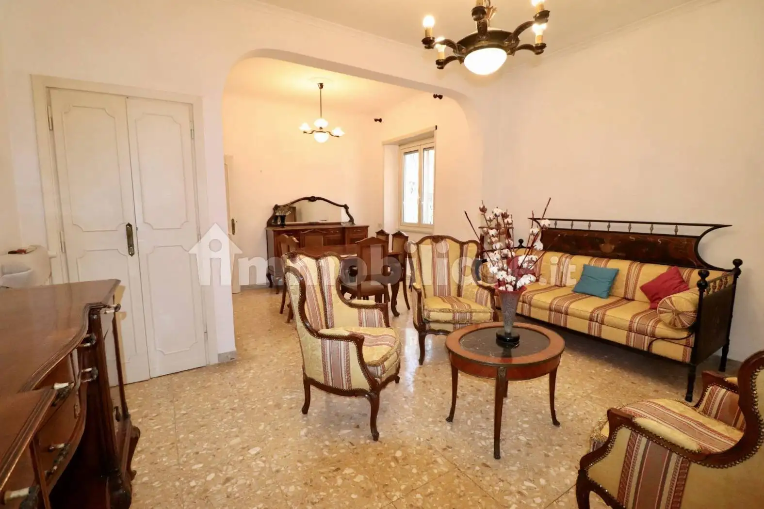 Appartamento in vendita a Roma