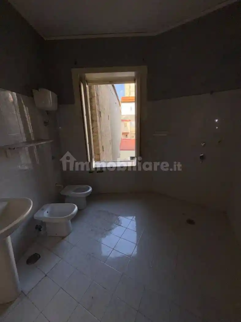 Monolocale via Camillo Benso di Cavour 60, Centro, Casoria - foto 3
