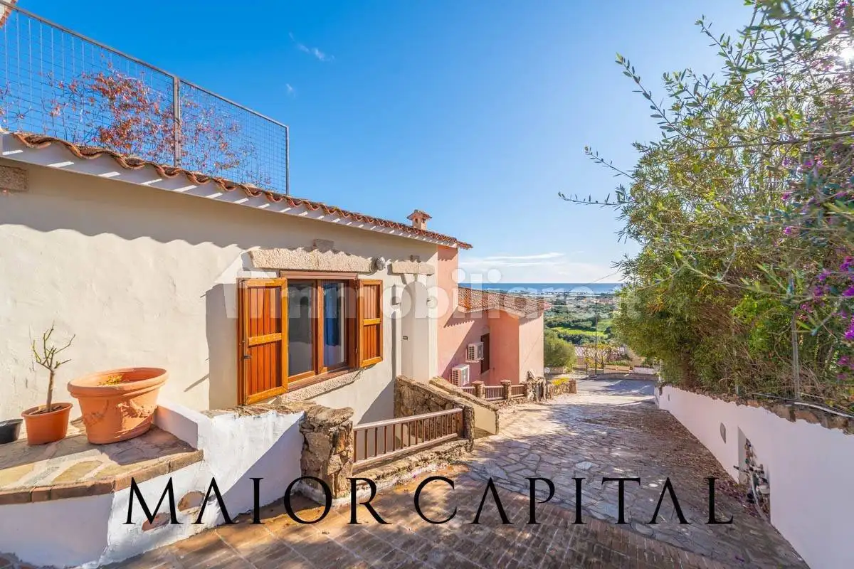 Appartamento in vendita a Budoni