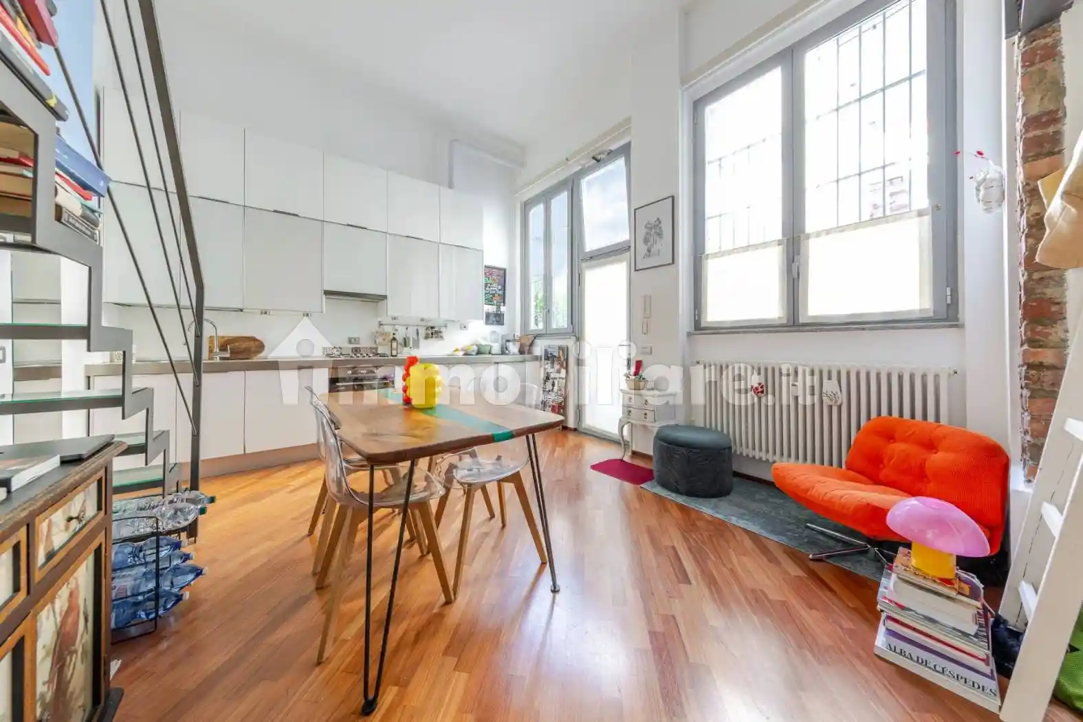 Bilocale ottimo stato, su più livelli, Corso San Gottardo, Milano - foto 5