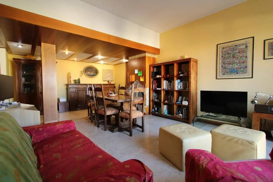 Trilocale via Alessandro Manzoni 31, Bareggio - foto 4