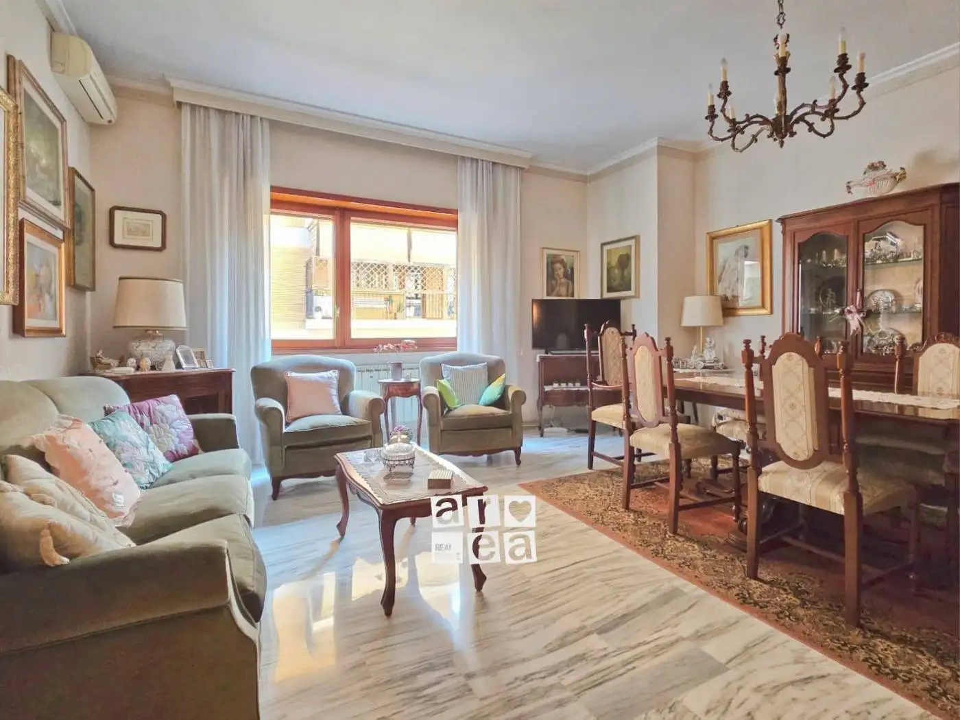 Appartamento in vendita a Roma