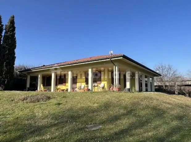 Villa in asta a Missaglia