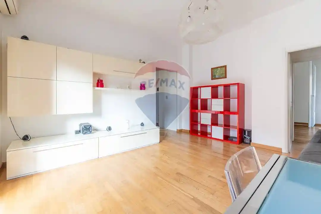 Bilocale via Lorenteggio 203, Giambellino, Milano - foto 2