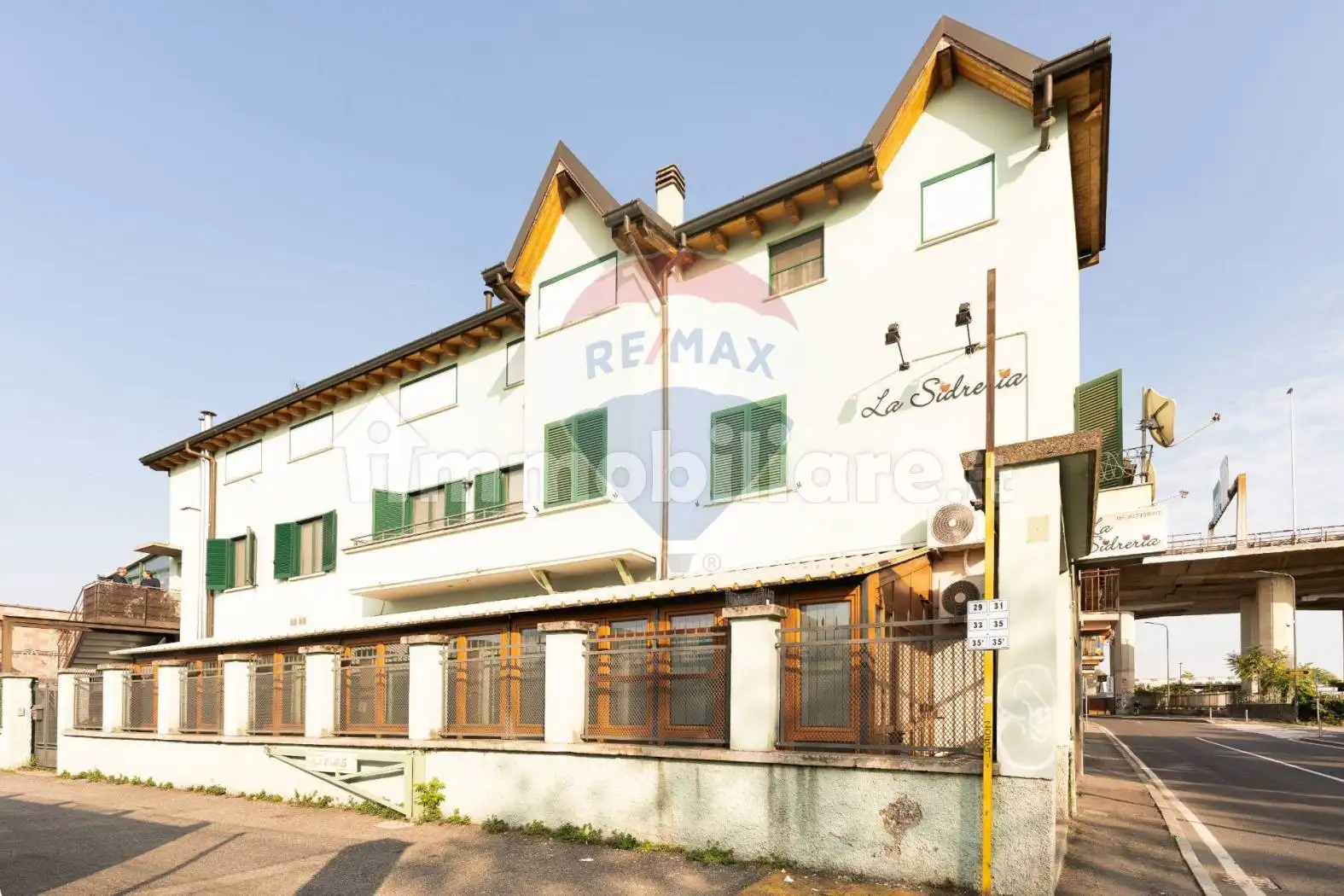 Casa indipendente in vendita a Milano