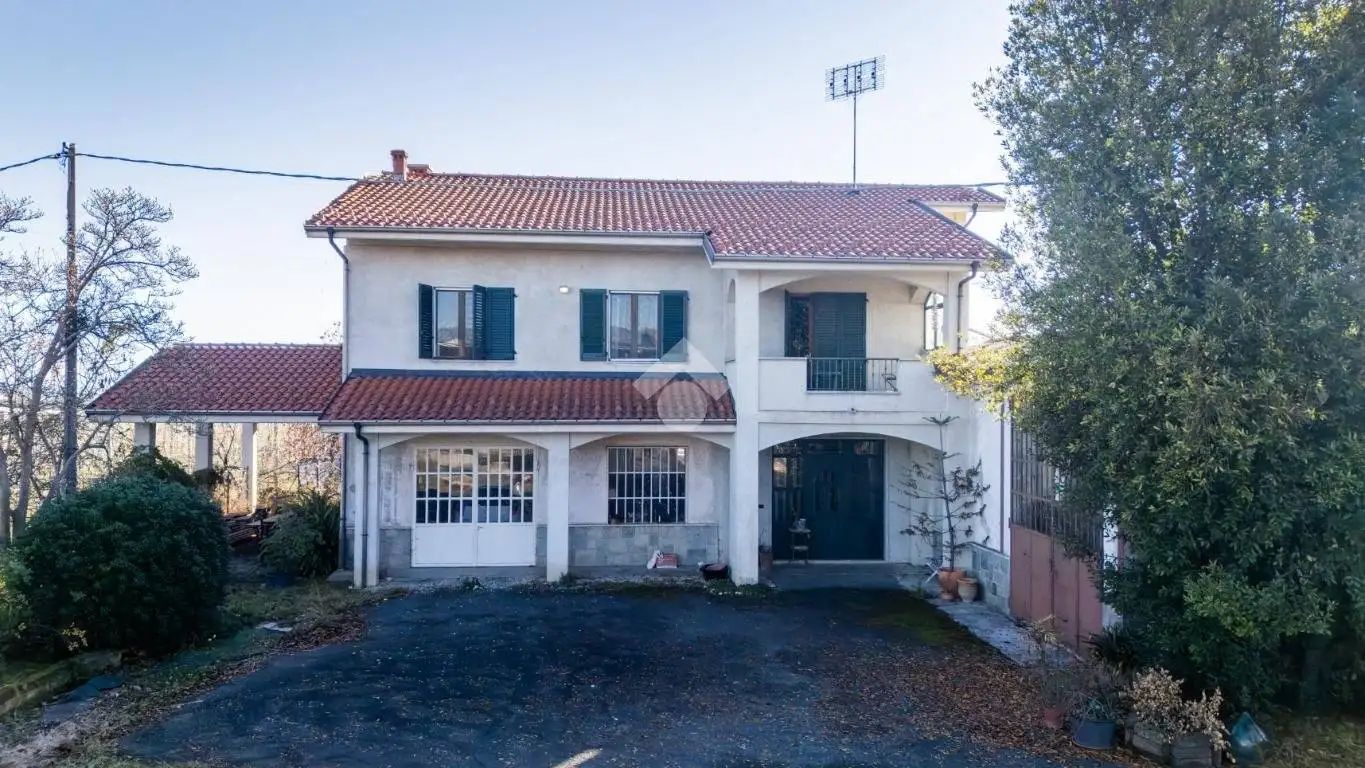 Casa indipendente in vendita a Costigliole Saluzzo