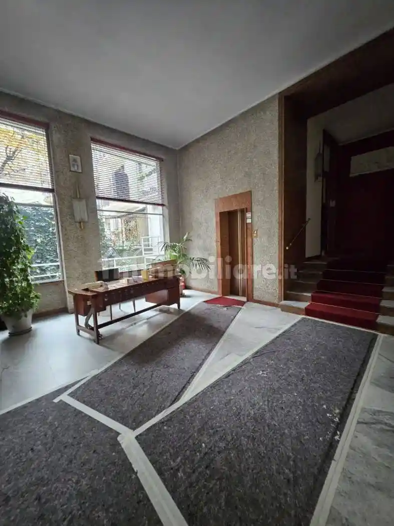 Appartamento via Carlo Goldoni 22, Indipendenza, Milano - foto 2