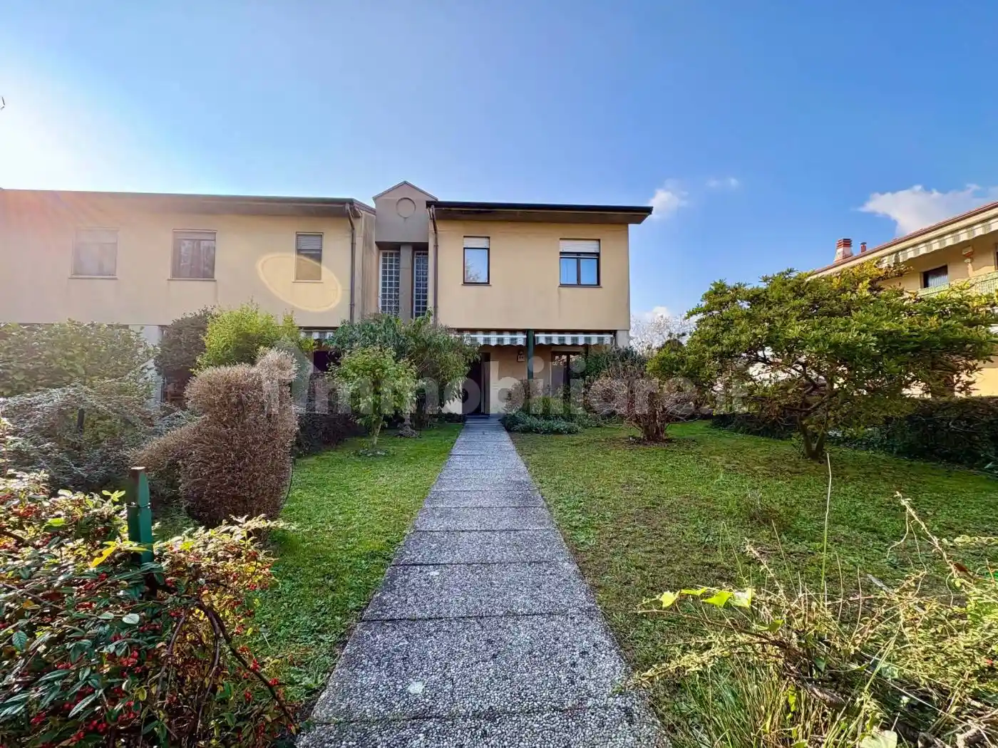 Villetta a schiera in vendita a Samarate