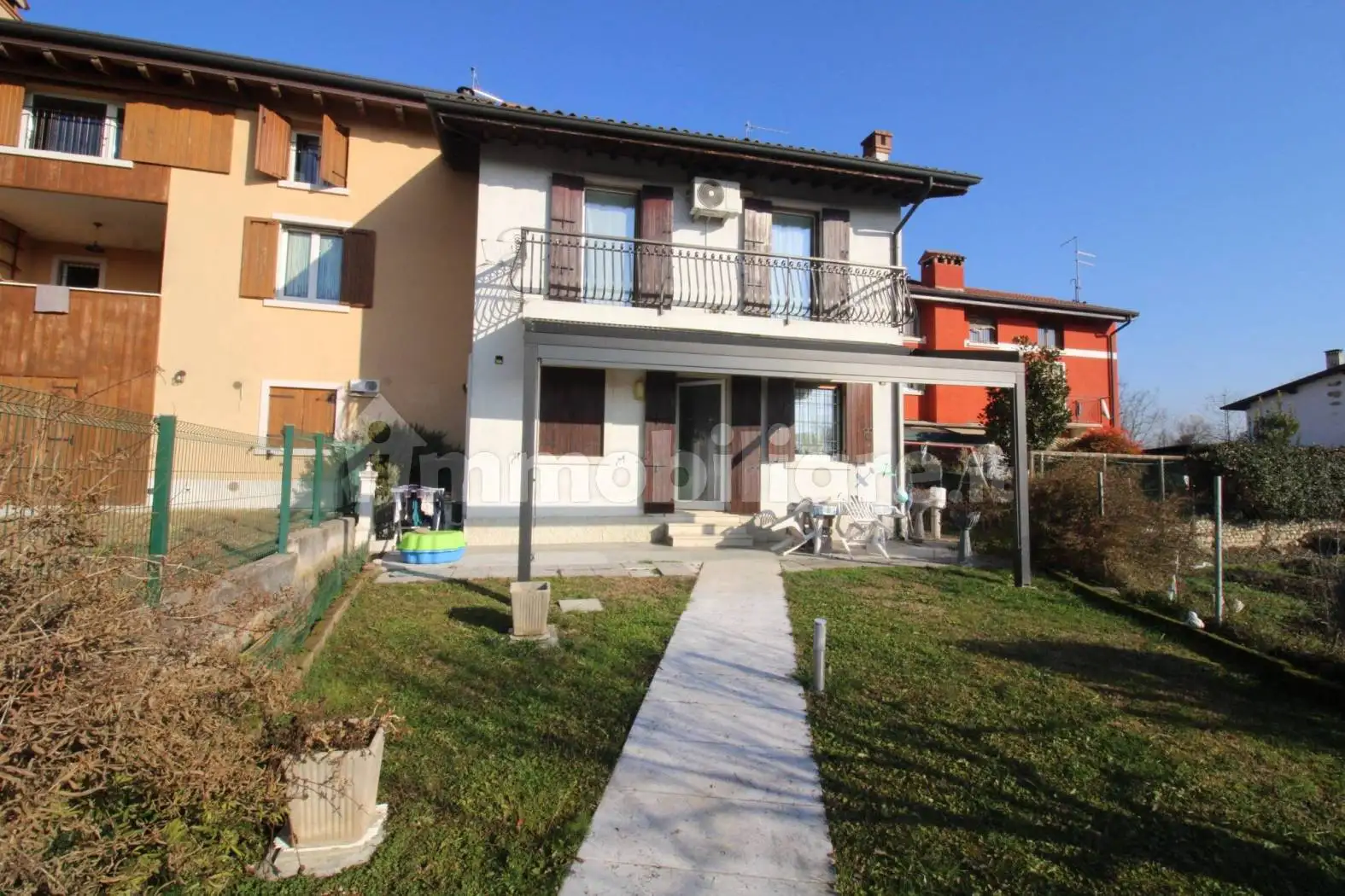 Casa indipendente in vendita a Pescantina