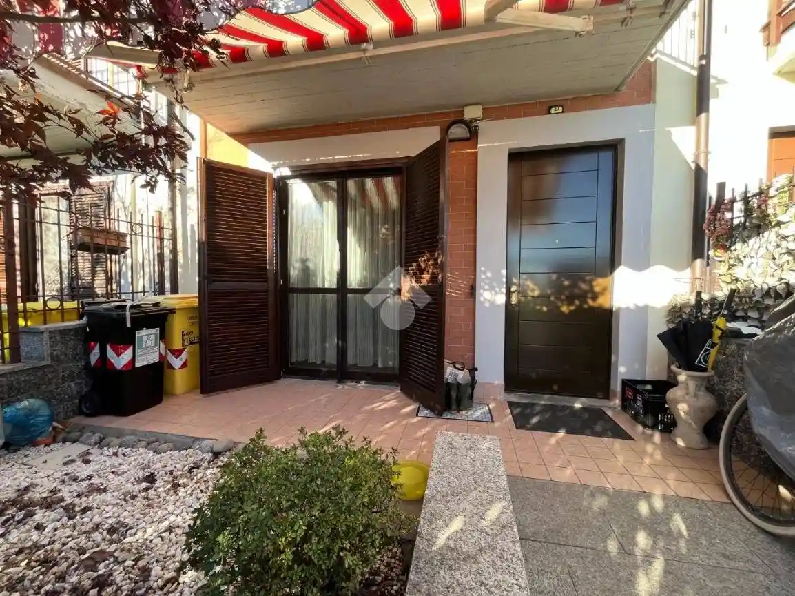 Villetta a schiera - foto 2