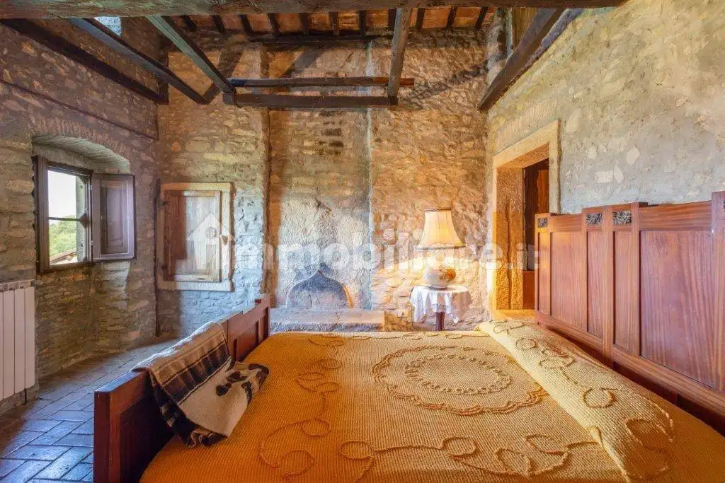 Villa unifamiliare, buono stato, 570 m², Centro, Borgo San Lorenzo - foto 2