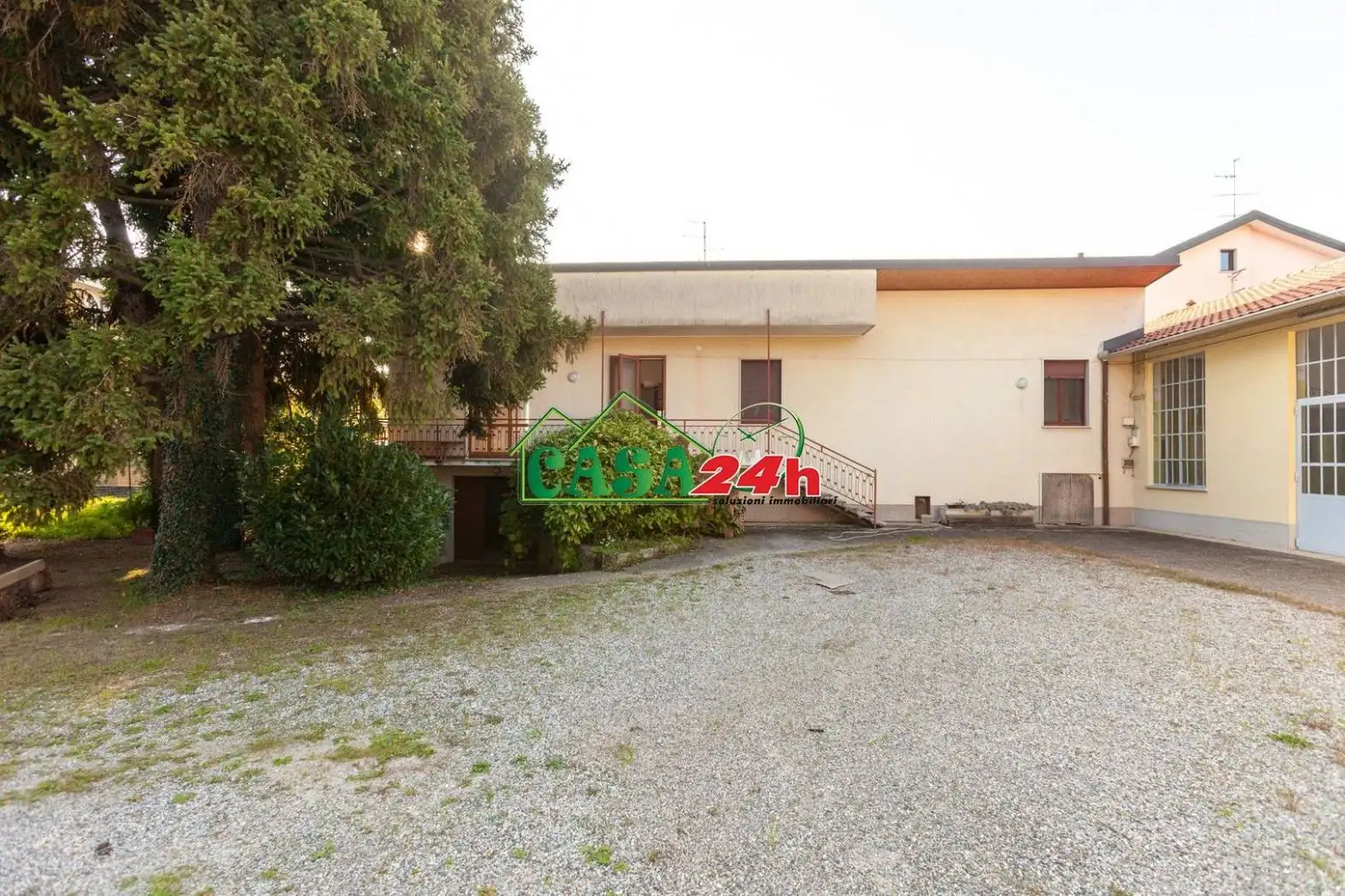 Villa in vendita a Rovellasca