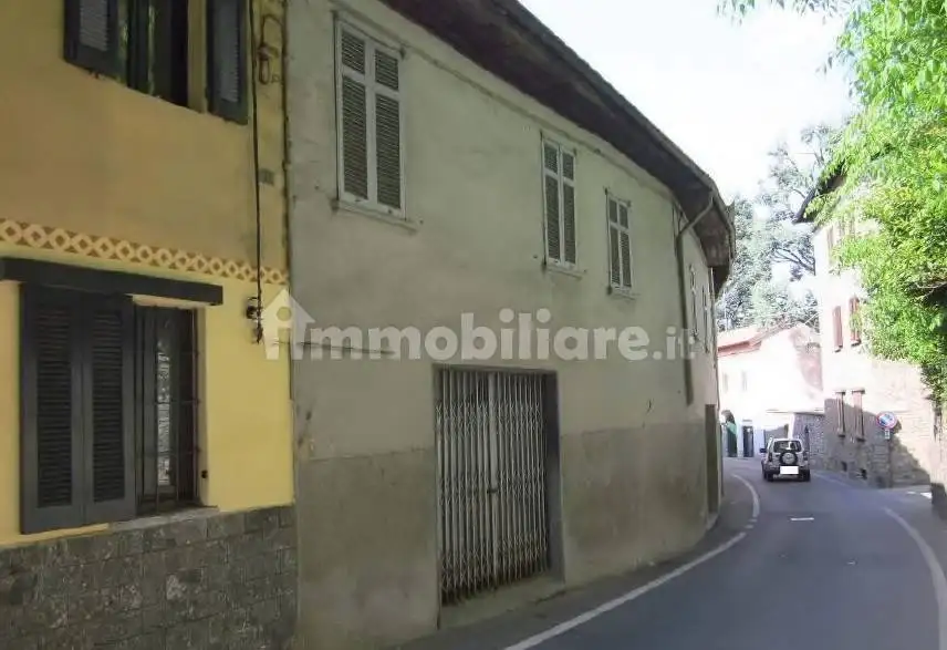 Palazzo - Stabile in asta a Gallarate