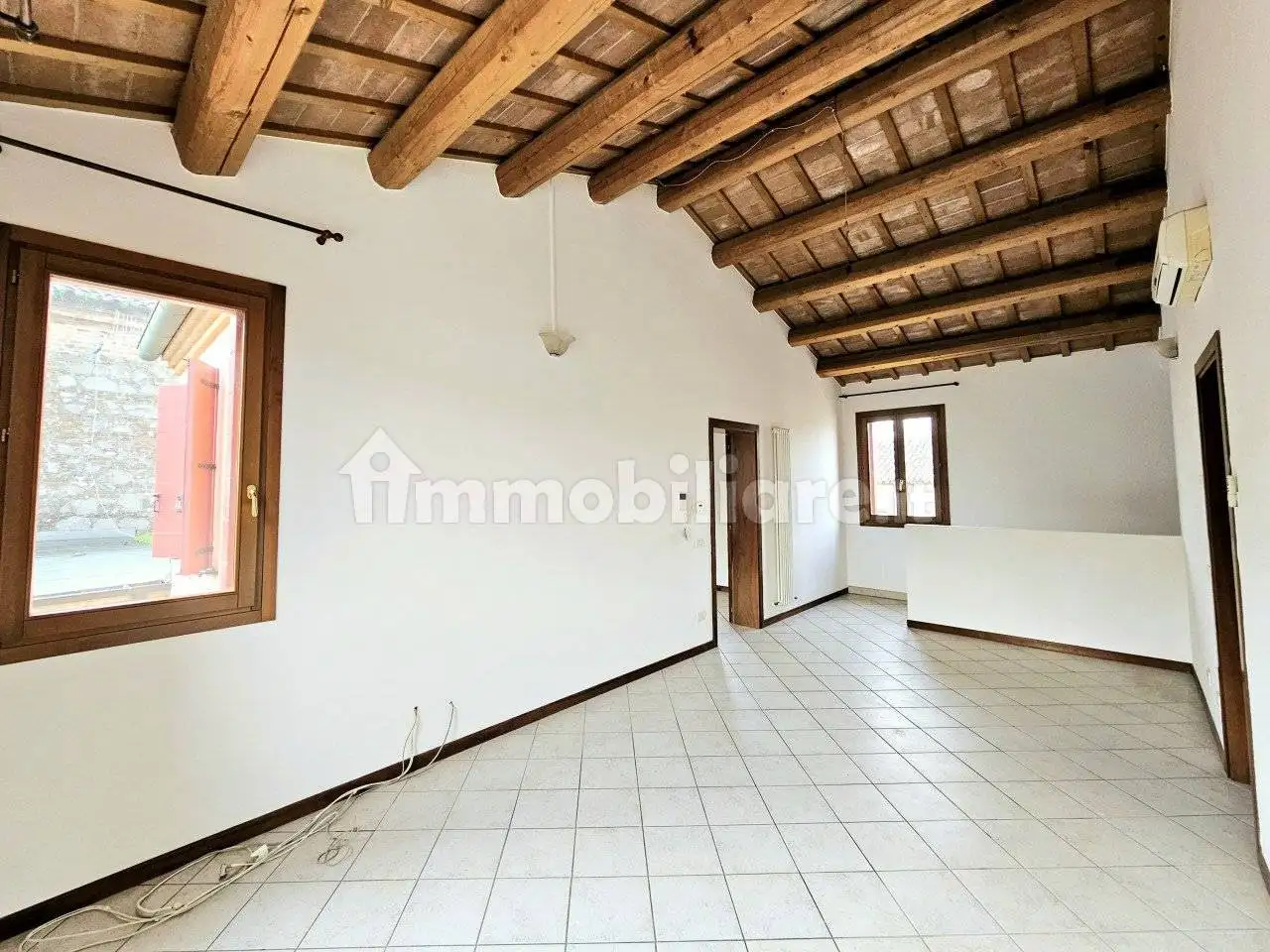 Appartamento in vendita a Villa Estense