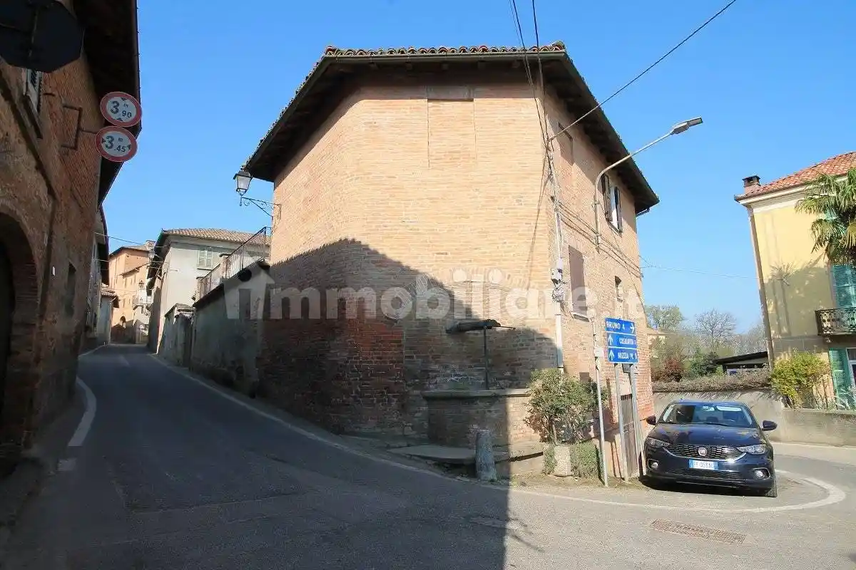 Terratetto unifamiliare via Francesco Grosso, Centro, Mombaruzzo - foto 3