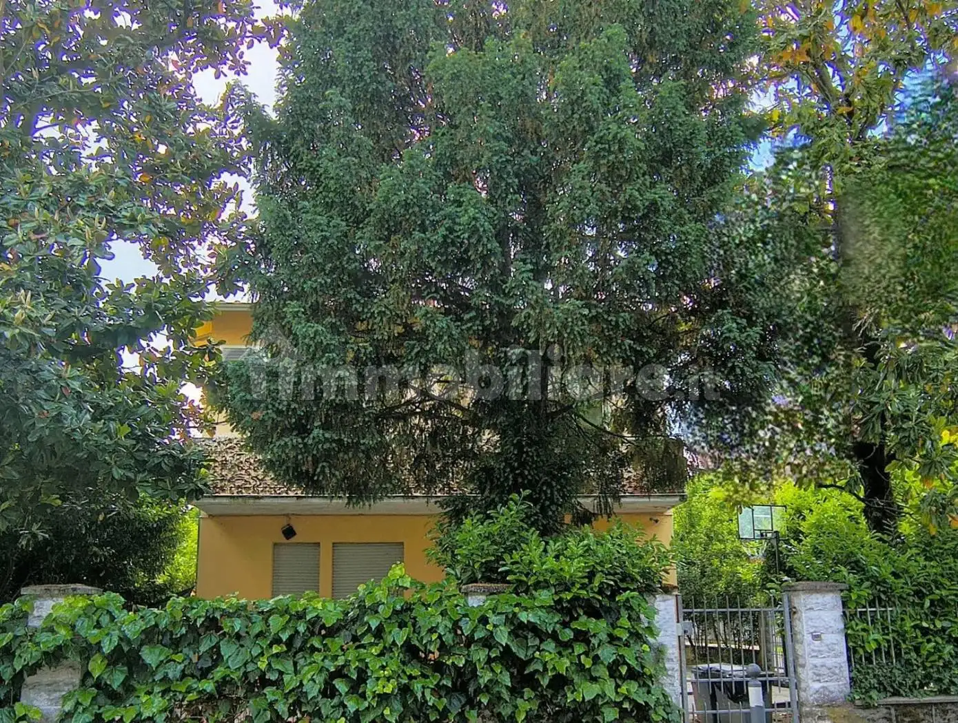 Villa in vendita a Bagnolo in Piano