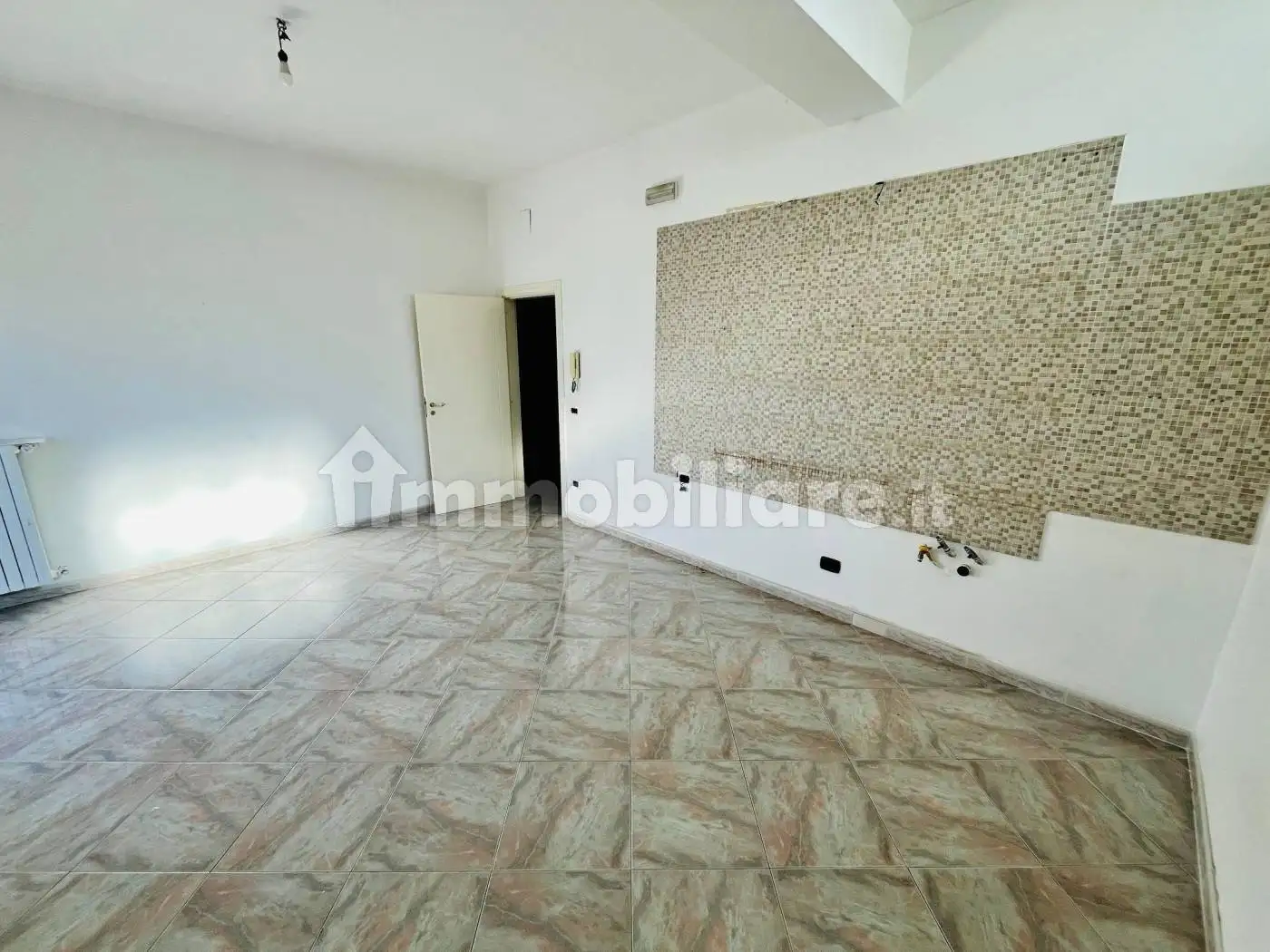 Trilocale via Gennaro Venisti, Capurso - foto 4